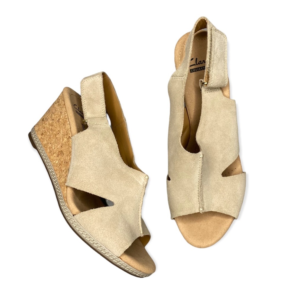 Clark’s Helio Float Wedge Sandal Size 8.5